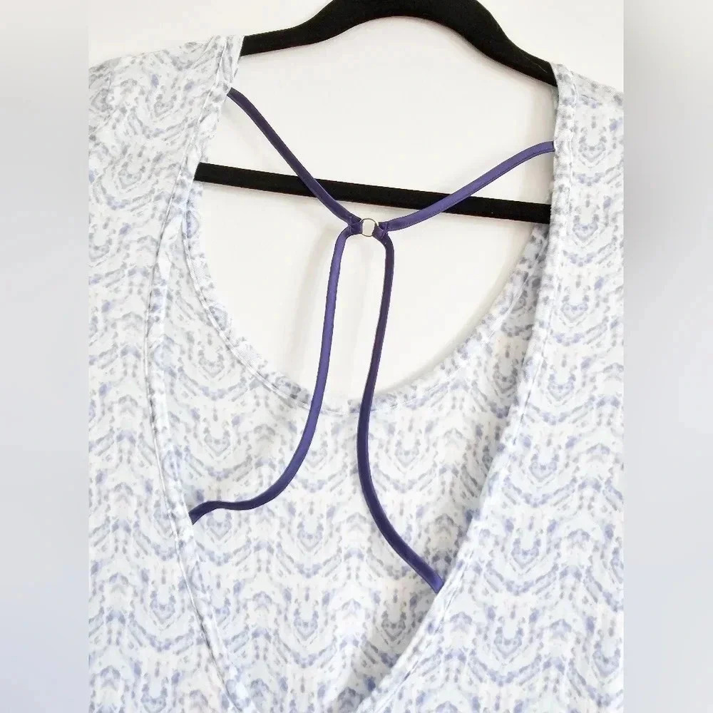 Victoria's Secret Size S pastel long sleep shirt low open back - Picture 5 of 5